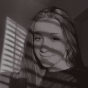 Meet your Posher, Eve-marie